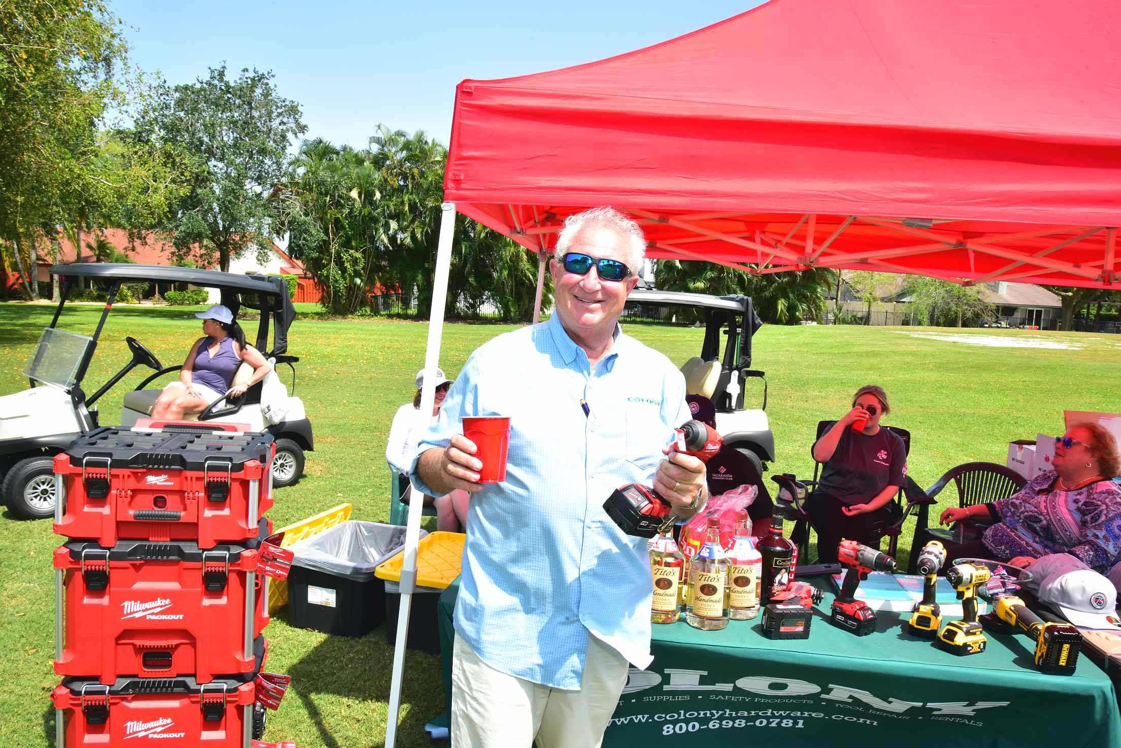 2022 Golf - DSC_0358 Colony Hardware table